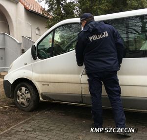 Zabezpiecz swój samochód przed kradzieżą – informacyjna akcja szczecińskich policjantów