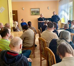 Policjanci z Komisariatu Szczecin – Dąbie spotkali się z podopiecznymi Środowiskowego Domu Samopomocy