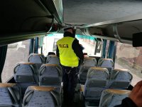 Szczecińscy policjanci kontrolowali autokary w ramach działań „Bezpieczne Ferie 2020”