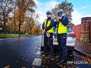 policjanci podczas akcji NURD