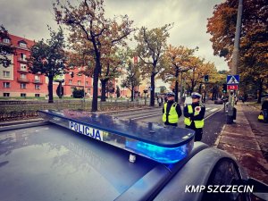 policjanci podczas akcji NURD