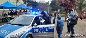 Profilaktyczny Jarmark Świąteczny z policjantami ze szczecińskiego Dąbia
