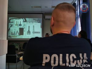 Policjanci ze szczecińskiej „drogówki” doskonalą swoją wiedzę i umiejętności