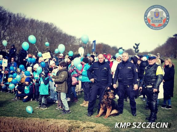 Szczecińscy policjanci wspierają osoby autystyczne
