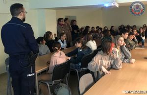 Odpowiedzialność karna nieletnich oraz cyberprzemoc w Szczecin International School.