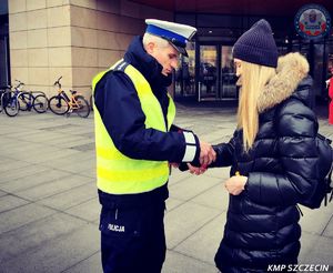 Odblask na walentynki od policjantów z drogówki