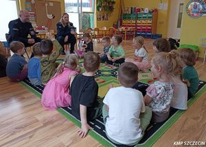 Bezpieczne przedszkolaki – spotkanie z dzielnicowymi z KP Szczecin Nad Odrą