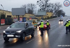 170 kierujących z nadmierną prędkością – szczecińska „drogówka” podsumowała weekend