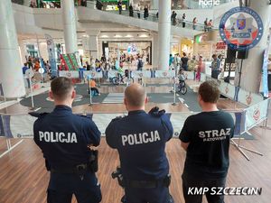 Rowerowe miasteczko ze szczecińskimi policjantami. Można było oznakować swój jednoślad