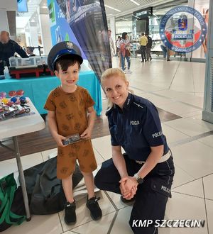 Rowerowe miasteczko ze szczecińskimi policjantami. Można było oznakować swój jednoślad