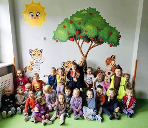 Bezpieczne maluchy – funkcjonariusze z Dąbia kontynuują spotkania edukacyjno - profilaktyczne