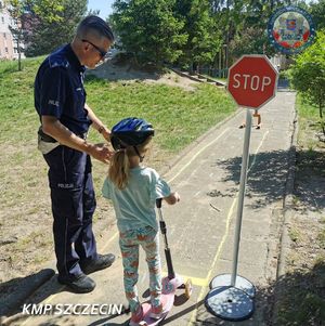 Mali mistrzowie ruchu drogowego w szczecińskim Przedszkolu nr 8