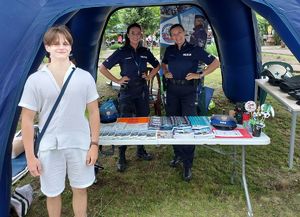 Festyn OLIMPIADA w Domu Pomocy Społecznej „ Dom Kombatanta” z udziałem szczecińskich policjantek