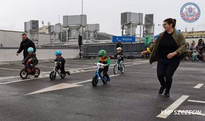 Wyścigi rowerkowe z udziałem szczecińskich policjantów