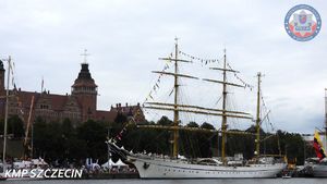 GRYF 2024&quot;: „The Tall Ships Races 2024”- trzeci dzień Święta Żeglarskiego przyciągnął tłumu zwiedzających. Jesteśmy obecni i dbamy o Wasze bezpieczeństwo