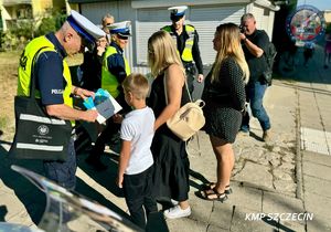 Policyjne podsumowanie wakacji oraz inauguracja akcji „Bezpieczna Droga Do Szkoły”