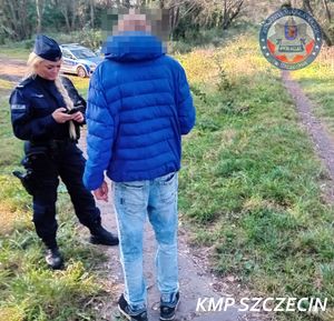 Zakaz poruszania się po wałach przeciwpowodziowych – działania szczecińskich policjantów w obliczu zagrożenia powodziowego