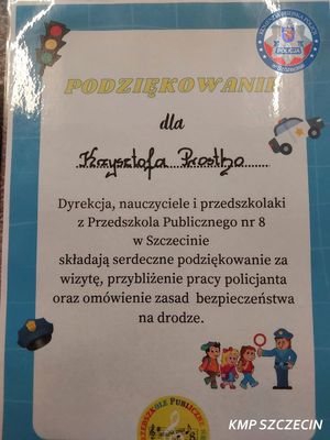 Policjanci z Wydziału Ruchu Drogowego rozmawiali o bezpieczeństwie z dziećmi