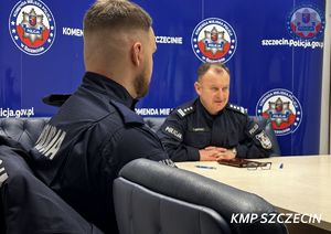 Komendant Miejski Policji w Szczecinie spotkał się z nowo przyjętymi funkcjonariuszami