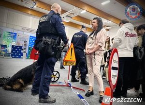 Szczecińscy Policjanci na Targach Edu Day promowali swój zawód