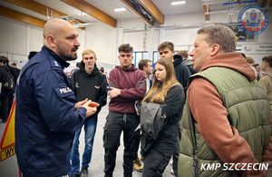 Szczecińscy Policjanci na Targach Edu Day promowali swój zawód