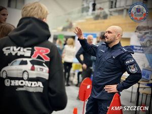 Szczecińscy Policjanci na Targach Edu Day promowali swój zawód