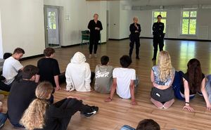 O zagrożeniach i odpowiedzialności prawnej - edukacyjne spotkanie w Sail International School