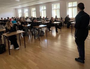 Policjanci z Komisariatu Szczecin–Dąbie promowali swój zawód wśród młodzieży