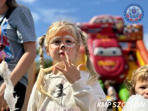 Festyn &quot;Bezpieczna Droga do Lata&quot; na Jasnych Błoniach oficjalnie rozpoczął wakacje w Szczecinie