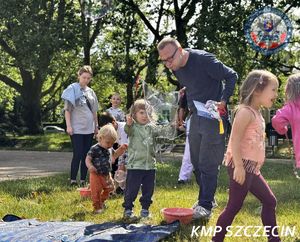 Festyn &quot;Bezpieczna Droga do Lata&quot; na Jasnych Błoniach oficjalnie rozpoczął wakacje w Szczecinie