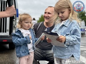 Festyn &quot;Bezpieczna Droga do Lata&quot; na Jasnych Błoniach oficjalnie rozpoczął wakacje w Szczecinie