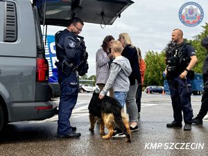 Festyn &quot;Bezpieczna Droga do Lata&quot; na Jasnych Błoniach oficjalnie rozpoczął wakacje w Szczecinie