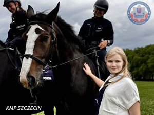 Festyn &quot;Bezpieczna Droga do Lata&quot; na Jasnych Błoniach oficjalnie rozpoczął wakacje w Szczecinie