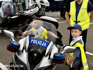 Festyn &quot;Bezpieczna Droga do Lata&quot; na Jasnych Błoniach oficjalnie rozpoczął wakacje w Szczecinie