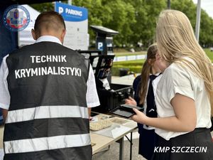 Festyn &quot;Bezpieczna Droga do Lata&quot; na Jasnych Błoniach oficjalnie rozpoczął wakacje w Szczecinie