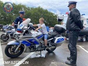 Festyn &quot;Bezpieczna Droga do Lata&quot; na Jasnych Błoniach oficjalnie rozpoczął wakacje w Szczecinie