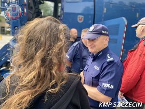 Festyn &quot;Bezpieczna Droga do Lata&quot; na Jasnych Błoniach oficjalnie rozpoczął wakacje w Szczecinie