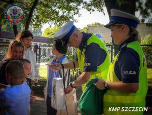 Szczecińscy policjanci ruszyli z akcją „Bezpieczna droga do szkoły”.