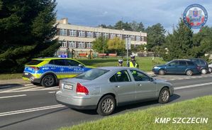 Wrzesień pod znakiem wzmożonych działań. Policjanci codziennie dbają o „Bezpieczną drogę do szkoły”