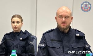 Komendant Miejski Policji w Szczecinie spotkał się z nowo przyjętymi funkcjonariuszami