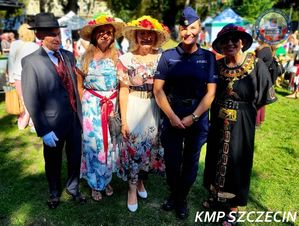Piknik Senioralny z udziałem policjantów