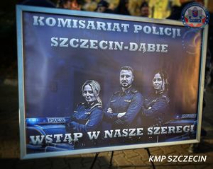 I „Dzień Otwarty” dla kandydatów do służby w Komisariacie Policji Szczecin - Dąbie za nami. Atrakcji i chętnych nie zabrakło