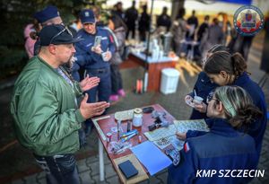 I „Dzień Otwarty” dla kandydatów do służby w Komisariacie Policji Szczecin - Dąbie za nami. Atrakcji i chętnych nie zabrakło