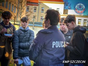 I „Dzień Otwarty” dla kandydatów do służby w Komisariacie Policji Szczecin - Dąbie za nami. Atrakcji i chętnych nie zabrakło