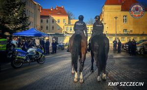 I „Dzień Otwarty” dla kandydatów do służby w Komisariacie Policji Szczecin - Dąbie za nami. Atrakcji i chętnych nie zabrakło