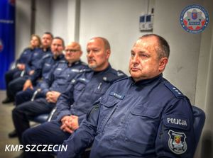 Komendant Miejski Policji w Szczecinie spotkał się z nowo przyjętymi funkcjonariuszami