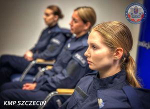 Komendant Miejski Policji w Szczecinie spotkał się z nowo przyjętymi funkcjonariuszami