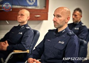 Komendant Miejski Policji w Szczecinie wyróżnił najlepszych funkcjonariuszy za wyniki obowiązkowego testu sprawności fizycznej