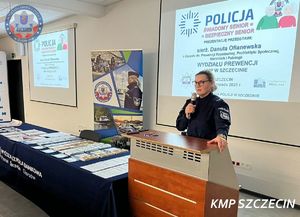 Rozsądny senior w obliczu zagrożeń - kolejne spotkanie edukacyjne z policjantami w Szczecinie