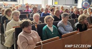 Rozsądny senior w obliczu zagrożeń - kolejne spotkanie edukacyjne z policjantami w Szczecinie